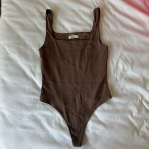 Aritzia Babaton Squareneck Brown Bodysuit Medium
